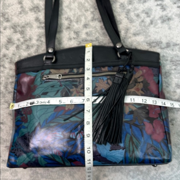 PATRICIA NASH POPPY TOTE BLACK LEATHER LEAF PATTERN TASSEL 3 COMPARTMENTS - Picture 10 of 17